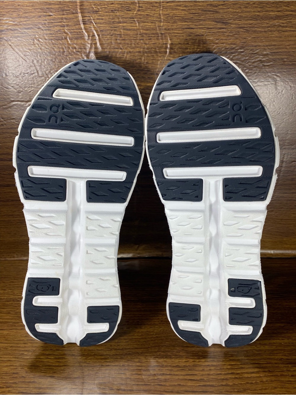 On Cloudtilt women’s shoe size 10 - Picture 10 of 11